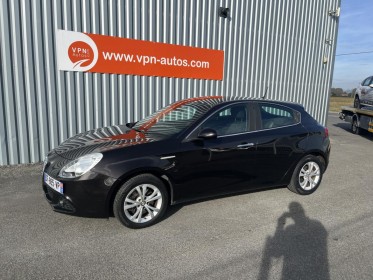 Alfa romeo giulietta vpc 2.0 jtdm 140 ch ss distinctive occasion simplicicar labarthe simplicicar simplicibike france