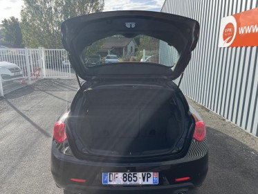 Alfa romeo giulietta vpc 2.0 jtdm 140 ch ss distinctive occasion simplicicar labarthe simplicicar simplicibike france