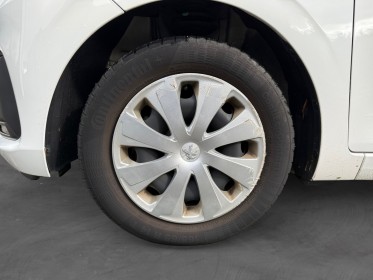 Peugeot 108 1.0 vti 68ch bvm5 active garantie 12 mois occasion simplicicar le mans simplicicar simplicibike france