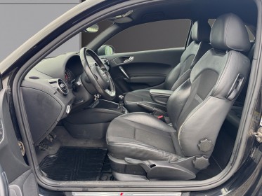 Audi a1 a1 1.6 tdi 105 s line sièges chauffant climatisation auto semi-cuir garantie 12 mois occasion barberey simplicicar...
