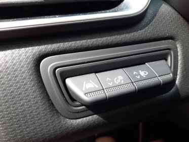 Renault clio v e-tech hybride 145 bose cuir park assist occasion montreuil (porte de vincennes)(75) simplicicar simplicibike...