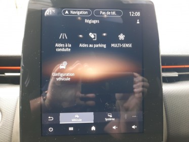 Renault clio v e-tech hybride 145 bose cuir park assist occasion montreuil (porte de vincennes)(75) simplicicar simplicibike...