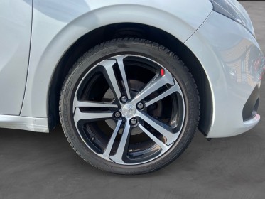 Peugeot 208 1.6 bluehdi 120ch ss bvm6 gt line - camera - faible km occasion simplicicar compiegne simplicicar simplicibike...