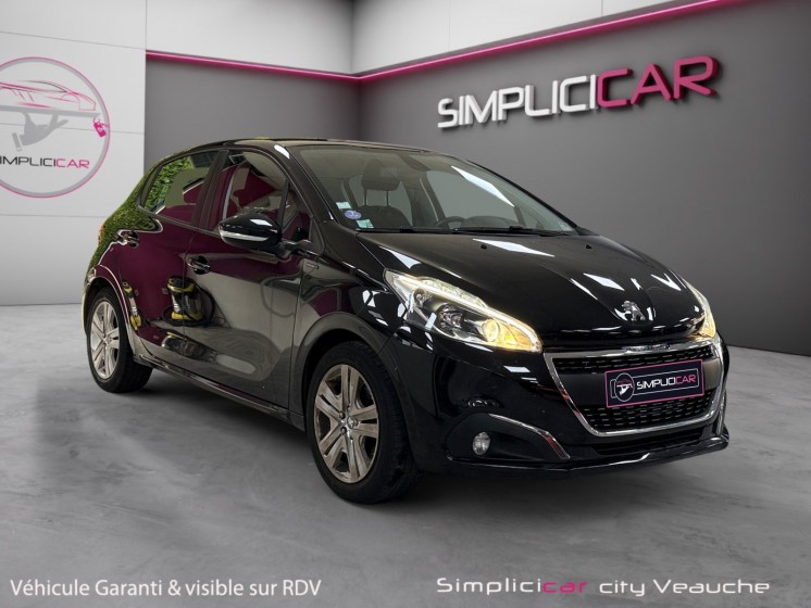 Peugeot 208 puretech 82ch bvm5 signature distri ok / radar arr occasion simplicicar veauche simplicicar simplicibike france Peugeot 208 puretech 82ch bvm5 signature distri ok / radar arr occasion simplicicar veauche simplicicar simplicibike france