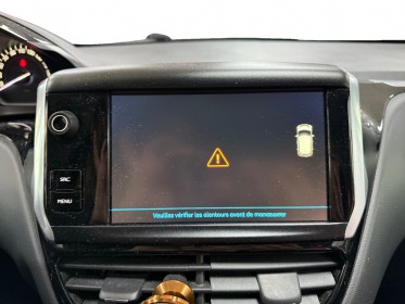 Peugeot 208 puretech 82ch bvm5 signature distri ok / radar arr occasion simplicicar veauche simplicicar simplicibike france