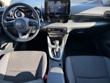 Toyota yaris hybride my20 116h design - garantie 12 mois occasion simplicicar coeur d'yvelines - auto expo 78 simplicicar...
