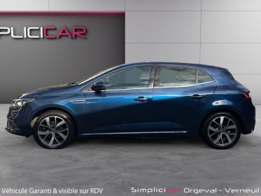 Renault megane iv berline tce 130ch energy intens/ caméra de recul/ lumières d'ambiance occasion simplicicar orgeval ...