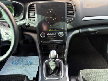 Renault megane iv berline tce 130ch energy intens/ caméra de recul/ lumières d'ambiance occasion simplicicar orgeval ...