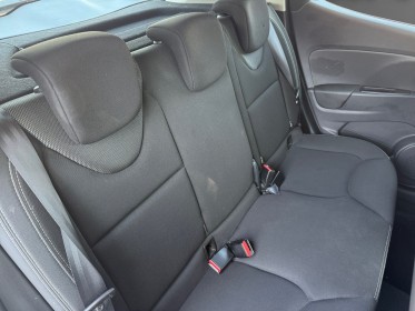 Renault clio iv dci 75 e6c camera de recul/suivi renault/distribution a jour - garantie 12 mois - occasion simplicicar...