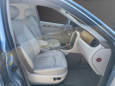 Jaguar x-type 2.0i v6 a occasion simplicicar amiens  simplicicar simplicibike france