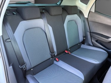 Seat arona 1.0 ecotsi 115 ch start/stop bvm6 style carplay radar av ar garantie 12 mois occasion simplicicar poitiers...