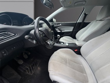 Peugeot 308 bluehdi 130ch ss bvm6 allure occasion simplicicar meaux simplicicar simplicibike france