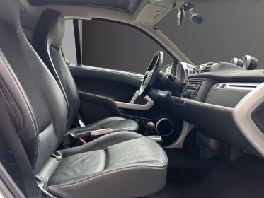 Smart fortwo coupe smart brabus electric drive avec batterie toit panoramique, bluetooth, garantie 12 mois. occasion...