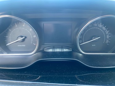 Peugeot 2008 130ch ss bvm6 allure/ caméra de recul occasion simplicicar orgeval  simplicicar simplicibike france