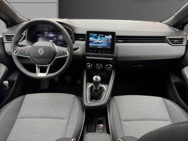 Renault clio v nouvelle tce 90 techno ganrantie 12 mois occasion simplicicar lyon nord simplicicar simplicibike france