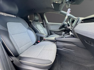 Renault clio v nouvelle e-tech full hybrid 145 techno / full leds / caméra 360° occasion simplicicar orgeval  simplicicar...