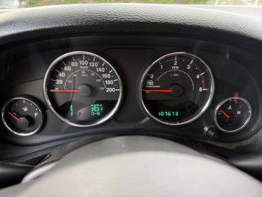 Jeep wrangler 2.8 crd 200 mountain hartop avec bache mousse protection sur les arceaux garantie 12 mois occasion simplicicar...