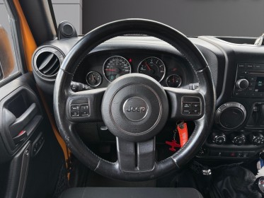 Jeep wrangler 2.8 crd 200 mountain hartop avec bache mousse protection sur les arceaux garantie 12 mois occasion simplicicar...