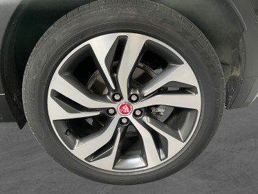 Jaguar e-pace 2.0 p200 ch flexfuel mhev awd bva r-dynamic se - garantie 12 mois occasion simplicicar lyon ouest simplicicar...