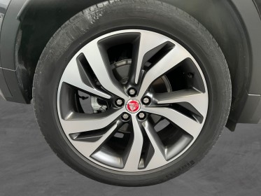 Jaguar e-pace 2.0 p200 ch flexfuel mhev awd bva r-dynamic se - garantie 12 mois occasion simplicicar lyon ouest simplicicar...