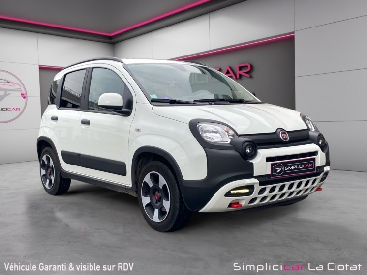 Fiat panda my23 1.0 70 ch hybride bsg s/s pack comfort pack style pack tech barre de toit  garantie constructeur 12 mois...