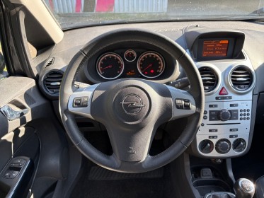 Opel corsa 1.4 - 100 ch twinport color edition - garantie 12 mois occasion simplicicar brest simplicicar simplicibike france