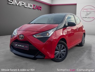 Toyota aygo 1.0 vvt-i x-red - carbone - faible km - moteur à chaîne occasion simplicicar compiegne simplicicar simplicibike...