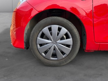 Toyota aygo 1.0 vvt-i x-red - carbone - faible km - moteur à chaîne occasion simplicicar compiegne simplicicar simplicibike...