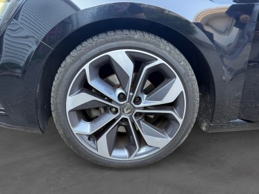 Renault megane iv berline blue dci 150cv edc intens/carplay/radar av ar/ caméra de recul /bose/affichage tête...