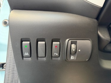 Renault twingo iii 1.0 70 intens - régulateur - radars ar - clim - garantie 12 mois occasion simplicicar nimes - rb auto...