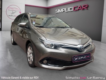 Toyota auris touring sports rc18 hybride 136h dynamique  entretien toyota garantie 12 mois occasion simplicicar le raincy...