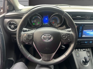Toyota auris touring sports rc18 hybride 136h dynamique  entretien toyota garantie 12 mois occasion simplicicar le raincy...