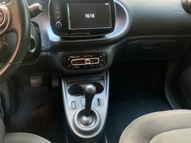 Smart fortwo coupe 0.9 90 ch ss ba6 passion garantie 12 mois occasion montreuil (porte de vincennes)(75) simplicicar...