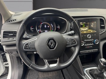 Renault megane iv berline business blue dci 115 business intens/ regulateur de vitesse / entretient renault occasion paris...