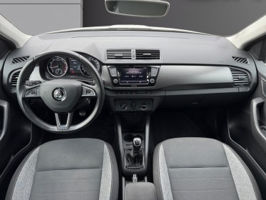 Skoda fabia 1.0 tsi 95 ch drive 125 ans apple carplay camera de recul 4 pneu neuf garantie 12 mois occasion simplicicar...