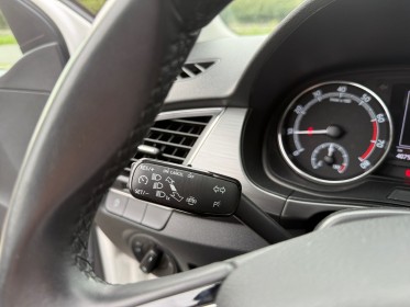 Skoda fabia 1.0 tsi 95 ch drive 125 ans apple carplay camera de recul 4 pneu neuf garantie 12 mois occasion simplicicar...