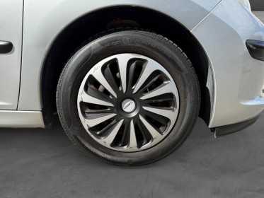 Peugeot 207 1.4e 75ch urban occasion simplicicar st-maximin simplicicar simplicibike france