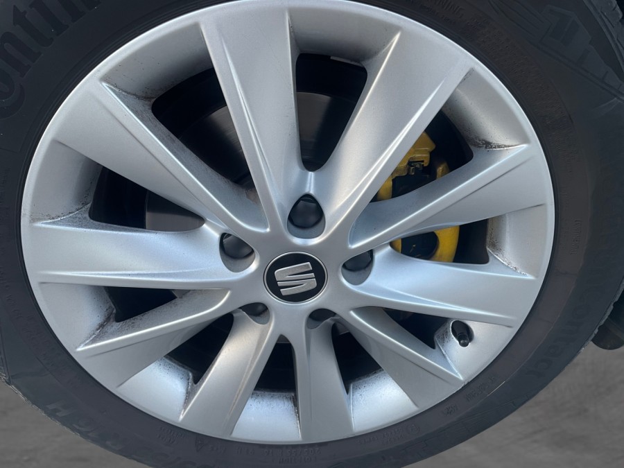 SEAT d'occasion LEON 1.5 TGI 130 STYLE  BUSINESS DSG de 2020 Lyon