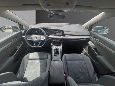 Volkswagen golf viii hatchback 1.5 tsi 16v bmt 150 cv occasion avignon (84) simplicicar simplicibike france