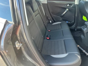 Peugeot 2008 bluehdi 100ch ss bvm5 allure occasion avignon (84) simplicicar simplicibike france