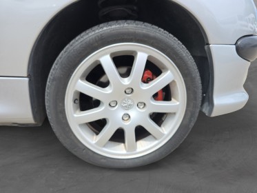 Peugeot 206 cc 2.0i 16s  cuir ja 16 entretien a jour occasion avignon (84) simplicicar simplicibike france