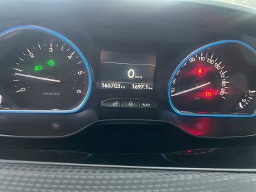 Peugeot 2008 bvm5 allure 1.6 bluehdi 100ch occasion avignon (84) simplicicar simplicibike france