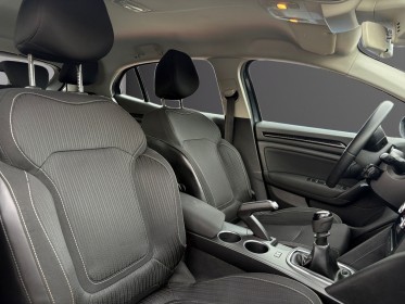 Renault megane iv berline business energy business kit distri ok tce 100 occasion avignon (84) simplicicar simplicibike france