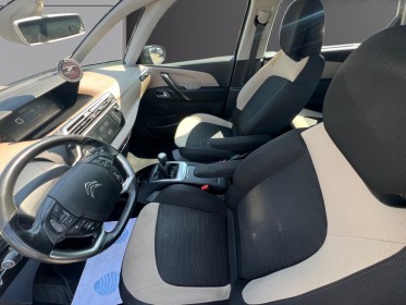 Citroen c4 picasso distri ok  115 intensive e-hdi carnet d'entretien occasion avignon (84) simplicicar simplicibike france