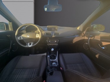 Renault megane iii berline xv de france euro 5 dci 130 fap eco2 occasion avignon (84) simplicicar simplicibike france