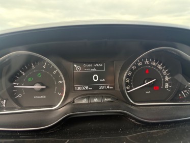 Peugeot 208 1.2 82ch bvm5 allure occasion avignon (84) simplicicar simplicibike france