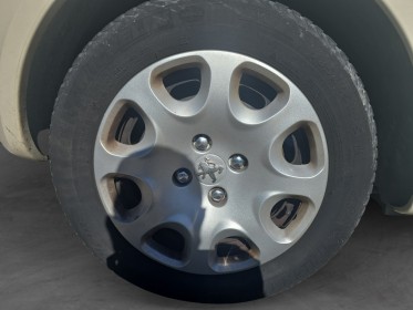 Peugeot 1007 kit distri ok 1.6 hdi 16v fap sporty pack occasion avignon (84) simplicicar simplicibike france