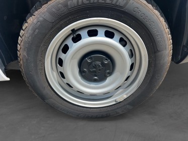 Peugeot partner fourgon bluehdi 100 ss bvm6 m 650 kg occasion avignon (84) simplicicar simplicibike france