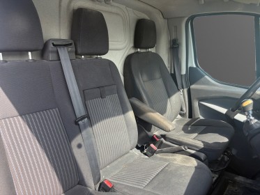 Ford transit custom cabine approfondie 290 l1h1 2.0 tdci 130 ambiente occasion avignon (84) simplicicar simplicibike france