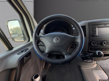 Volkswagen crafter combi 35 l2h2 2.0 tdi 136 fap bluemotion technology occasion avignon (84) simplicicar simplicibike france